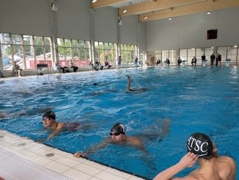 Erfolgreiche Eröffnung eines Hallenbades nachdem ÖÖP-Modell in Cuxhaven