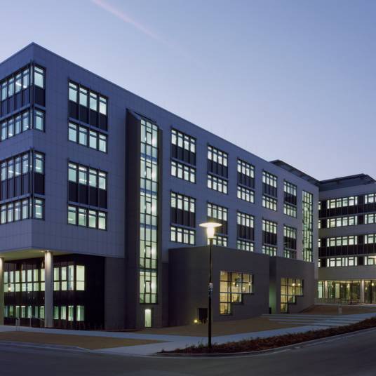 Neubau eines Hörsaal- und Seminargebäudes für die Physik-Fakultät der Georg-August-Universität Göttingen