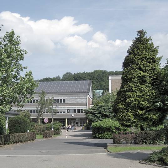 Der Gebäudebestand des Aggertal-Gymnasiums vor der Sanierung