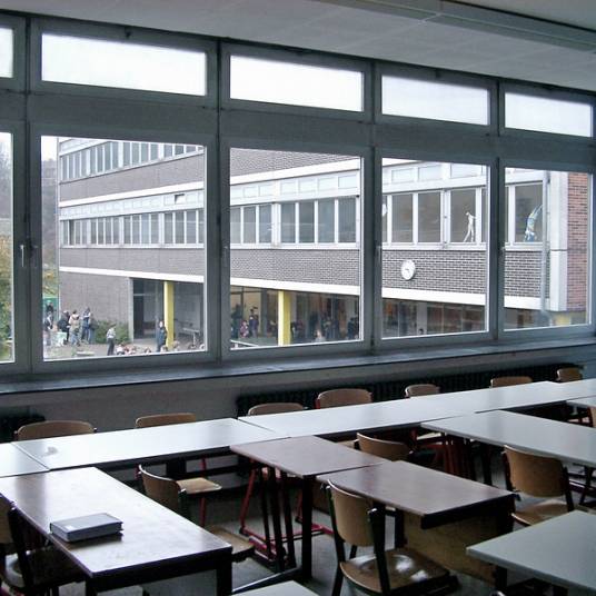 Der Gebäudebestand des Aggertal-Gymnasiums vor der Sanierung