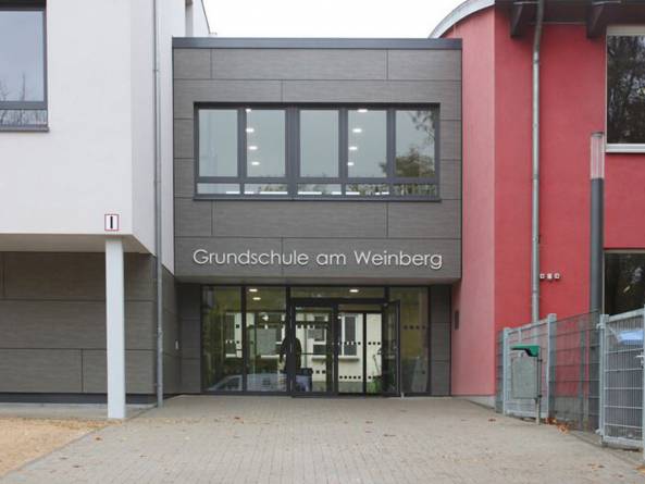 Grundschulerweiterungsbau wird mithilfe eines ÖPP-Projekts realisiert und schnell umgesetzt.